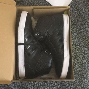 women’s adidas high tops size 8.5